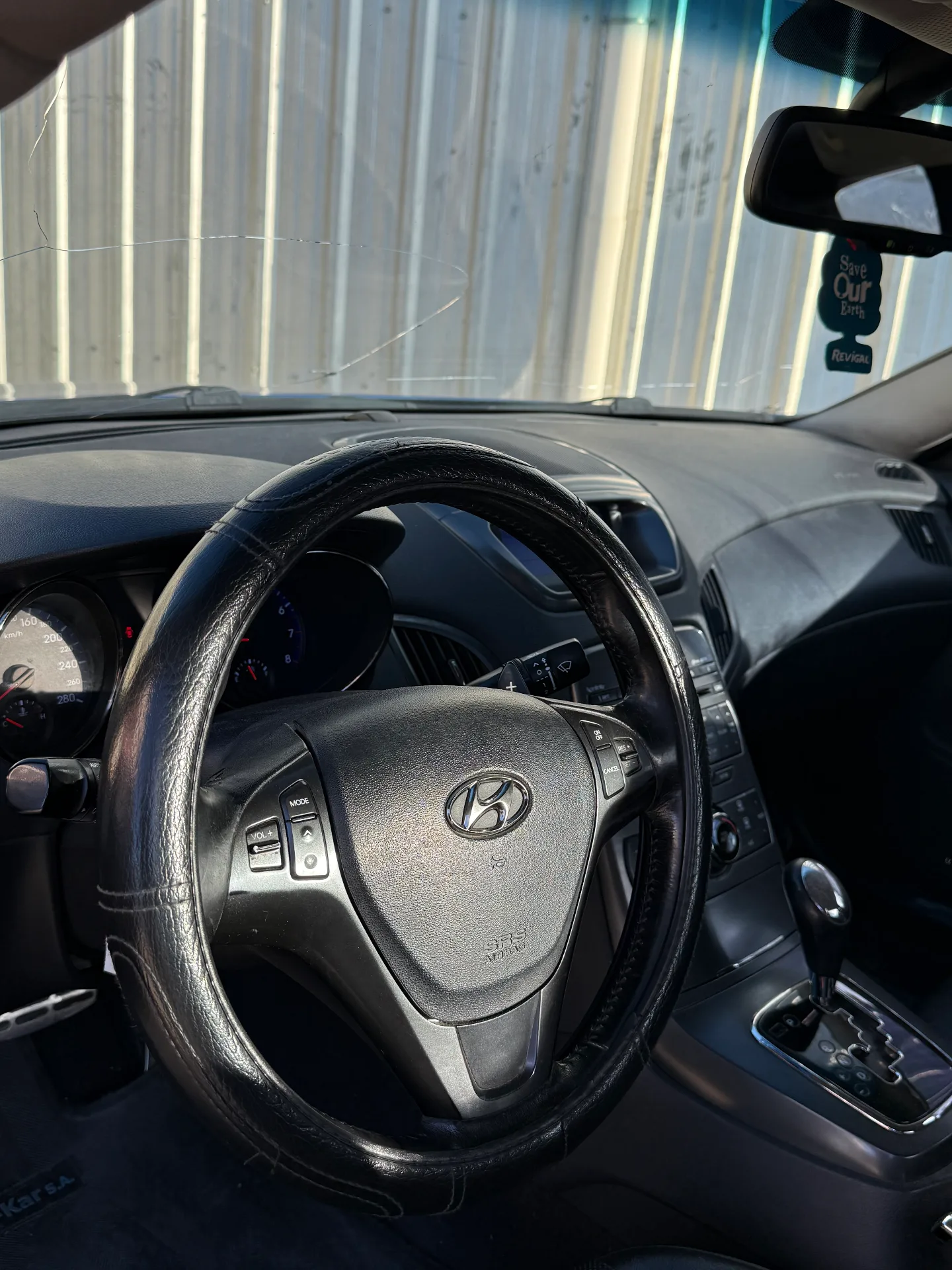 Hyundai Génesis 3.8 300cv 8at