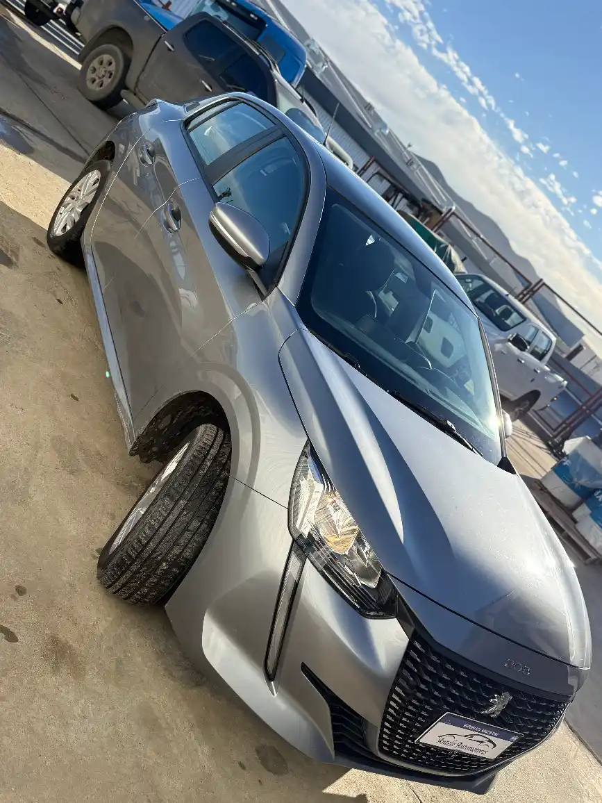 Peugeot 208 1.6 Active