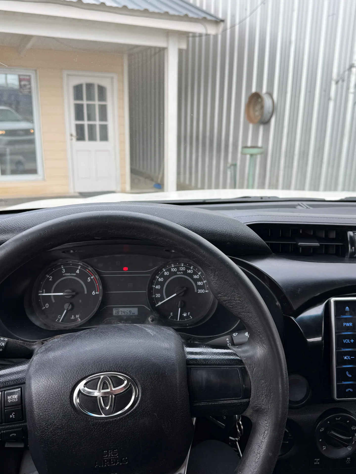 Toyota Hilux Dx 2.4 4x4