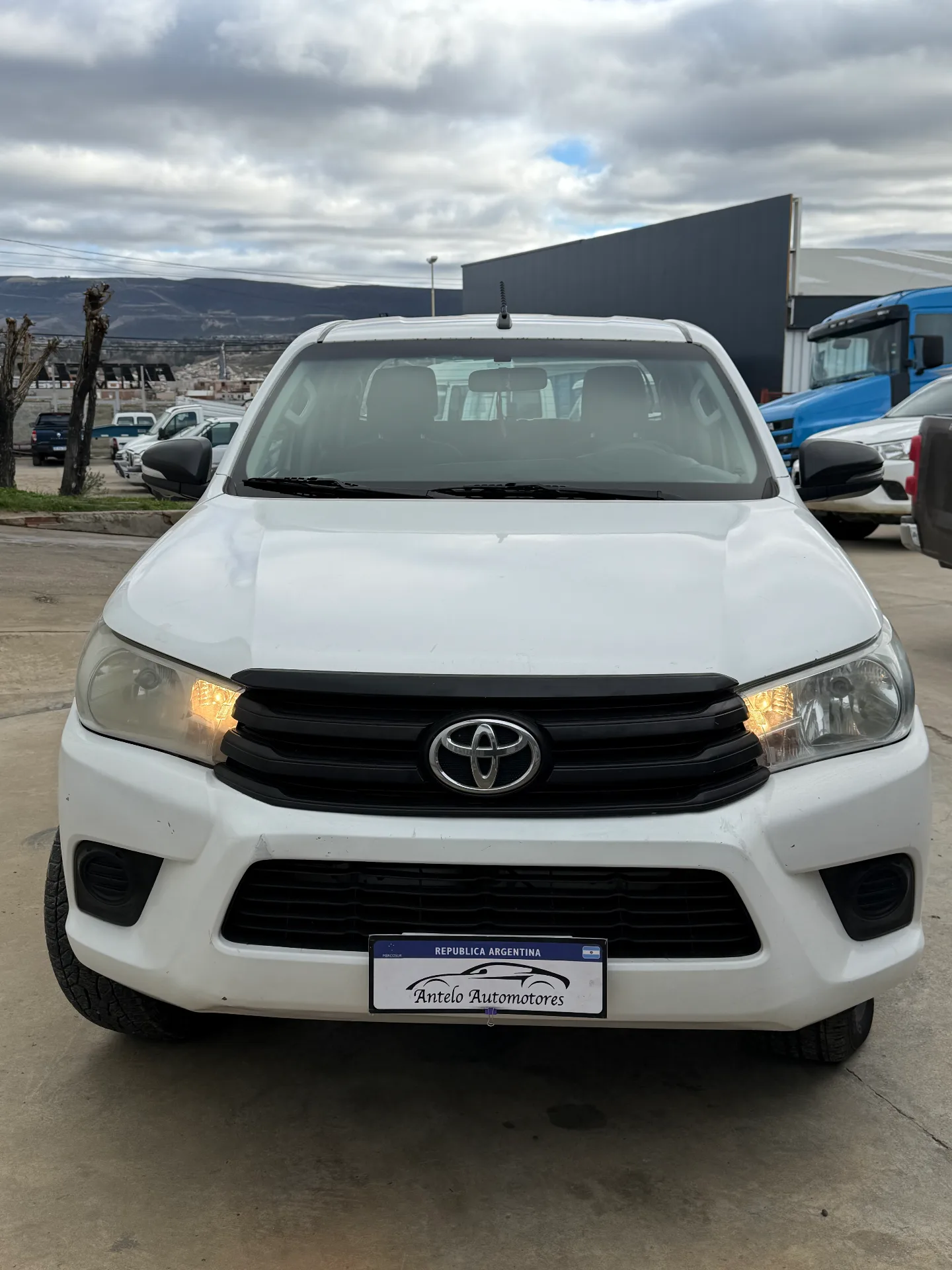 Toyota Hilux Dx 2.4 4x4