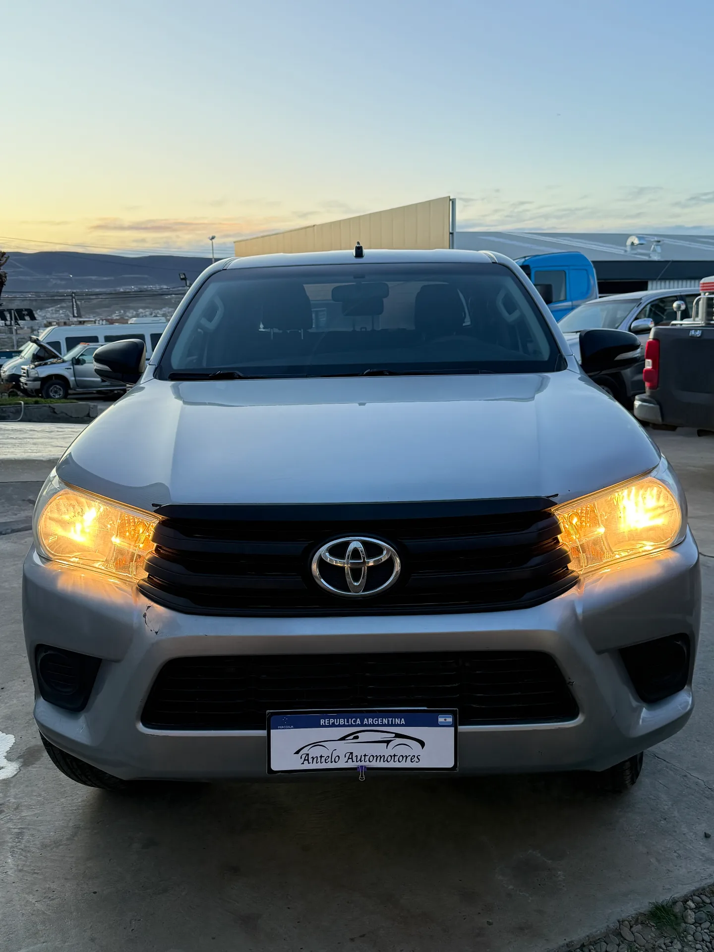 Toyota Hilux Dx 2.4 4x2